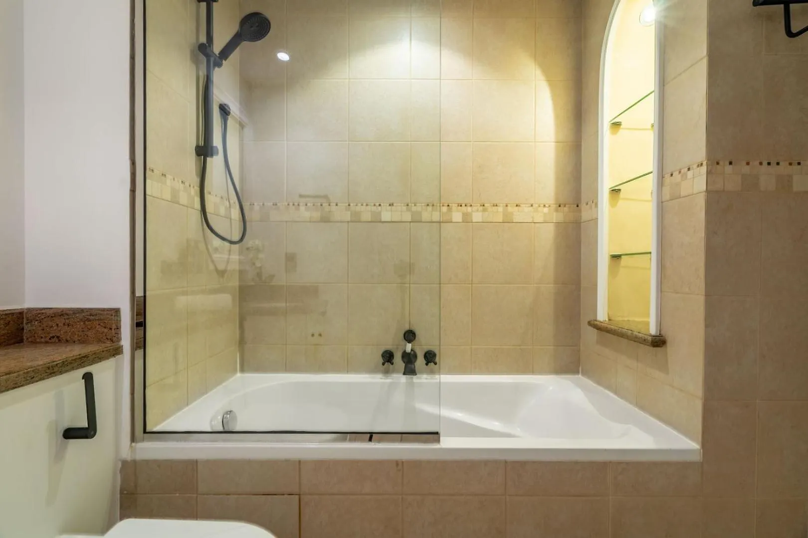 Guestready - Sophisticated Home In Downtown Dubai Apartment