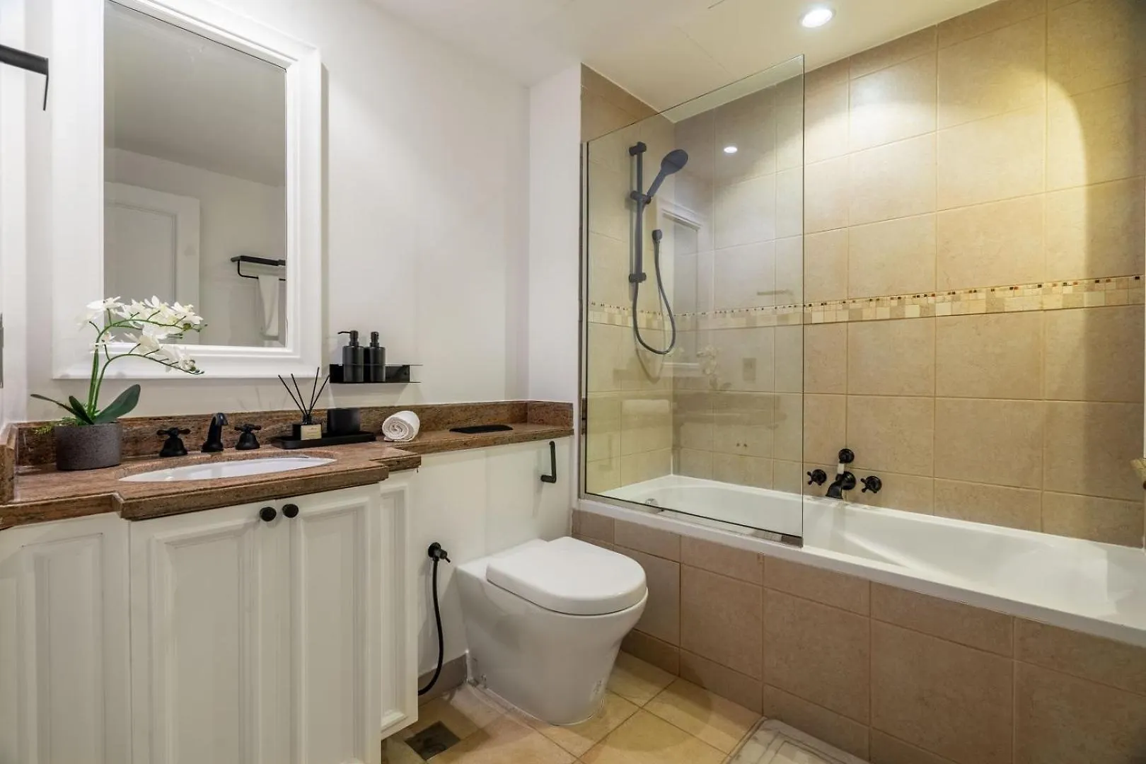 Guestready - Sophisticated Home In Downtown Dubai